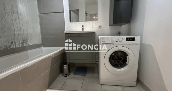 Location Studio 32.3 m² - Maurecourt 78780