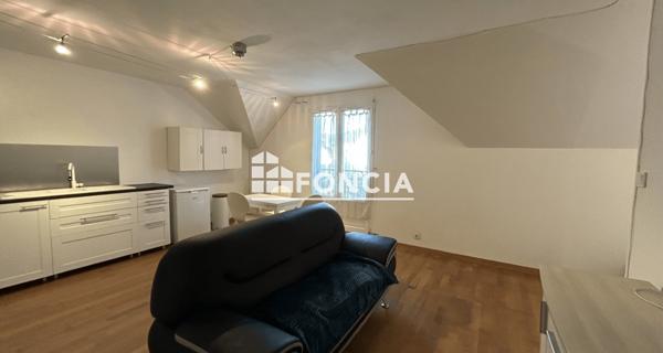 Location Studio 32.3 m² - Maurecourt 78780