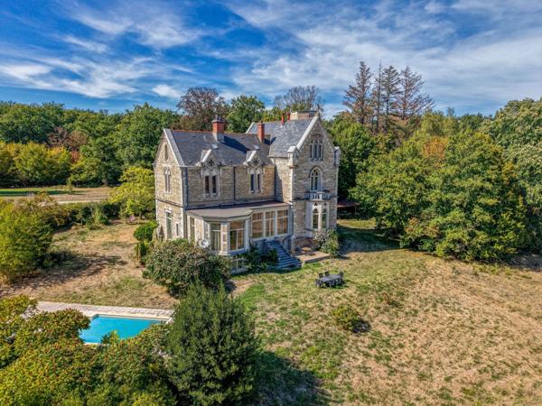 Vente Maison de luxe Péronnas 10 Pièces 360 m²
