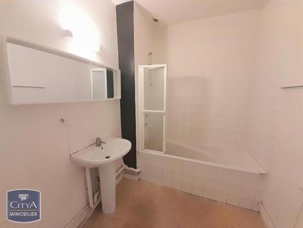 Appartement à louer 3 pièces 96.56m²