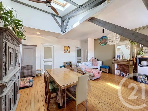 Appartement T5 à vendre  5 pièces - 87,05 m 2   LURE  - 70