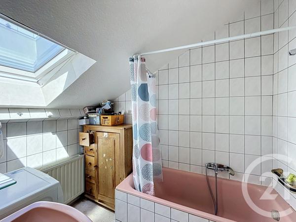Appartement T5 à vendre  5 pièces - 87,05 m 2   LURE  - 70