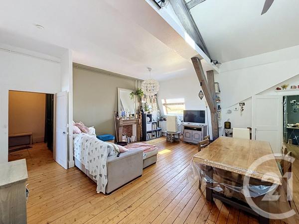 Appartement T5 à vendre  5 pièces - 87,05 m 2   LURE  - 70