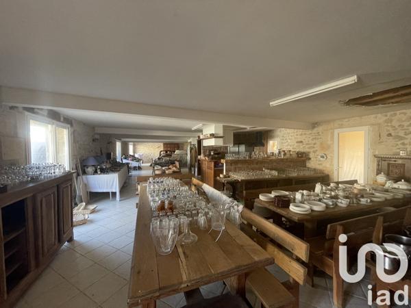 Maison à vendre 4 pièces 752 m² Mosnac-Saint-Simeux