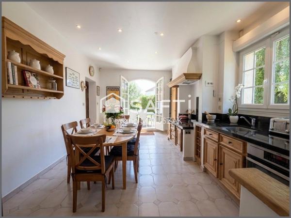 Maison familiale, 1600 m² sud, centre ORGEVAL a pied