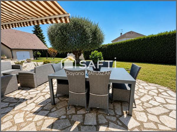 Maison familiale, 1600 m² sud, centre ORGEVAL a pied