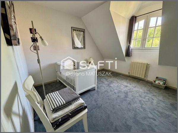 Maison familiale, 1600 m² sud, centre ORGEVAL a pied