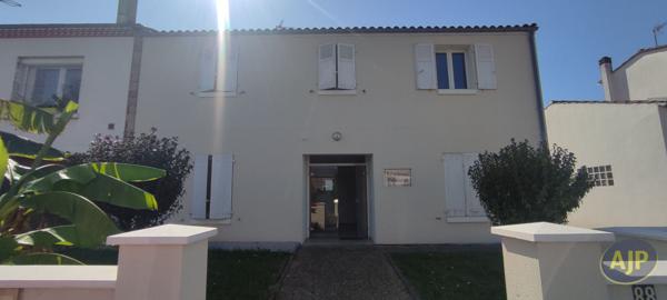 Vente appartement Saintes : 49 000 € - AJP Immobilier Pons