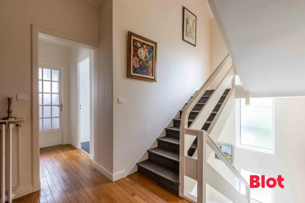 Maison 8 pièce(s)