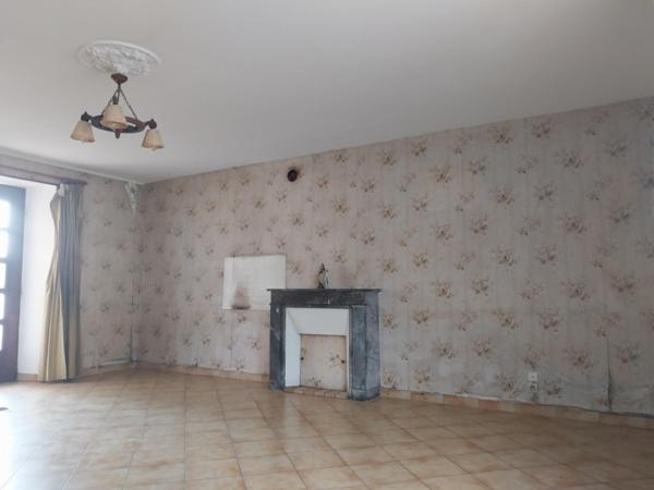 Maison à VIMARTIN SUR ORTHE, 53160 - 9 pièces 106m²