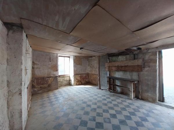 Maison à VIMARTIN SUR ORTHE, 53160 - 9 pièces 106m²