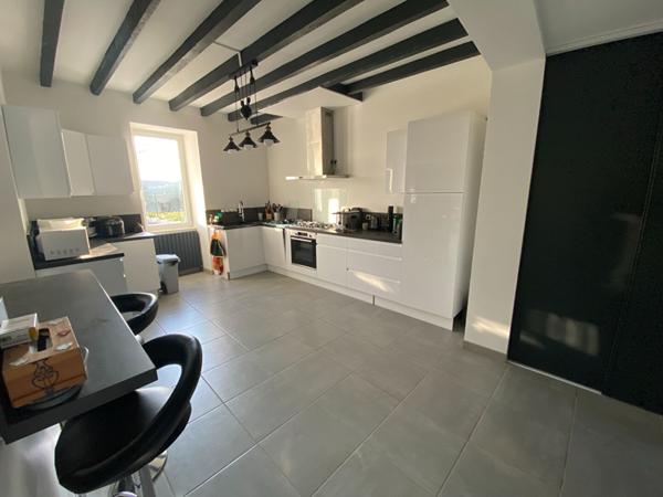 Ferme mitoyenne 6 pièce(s) 150.98 m2