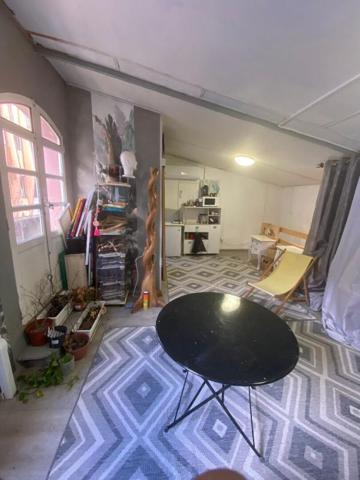 Local professionnel 60 m2 en R+1 FdF