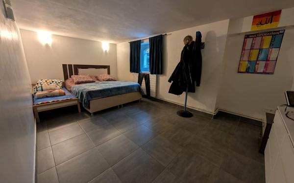 Maison à vendre    7 pièces • 209 m2 Évry