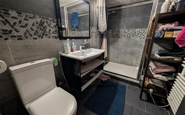 Maison à vendre    7 pièces • 209 m2 Évry