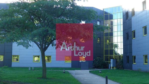 AUBIERE LA PARDIEU A LOUER BUREAUX 280 M² - ETAGE