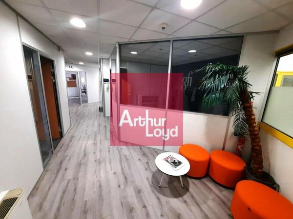 AUBIERE LA PARDIEU A LOUER BUREAUX 280 M² - ETAGE