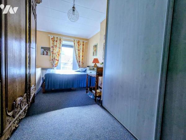 Maison de campagne avec dépendances  à SAINTE SUZANNE SUR VIRE à proximité de CONDE SUR VIRE