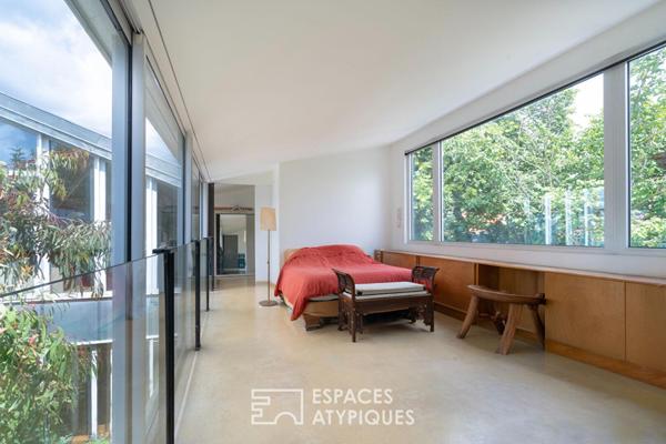 Loft avec piscine intérieure et appartements à usage mixte