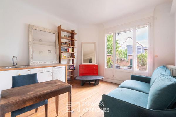 Loft avec piscine intérieure et appartements à usage mixte