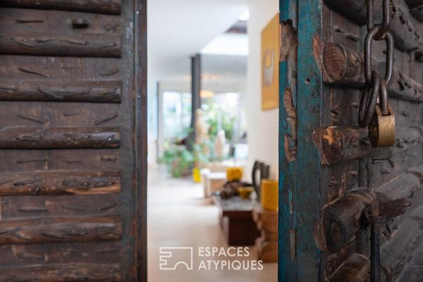 Loft avec piscine intérieure et appartements à usage mixte