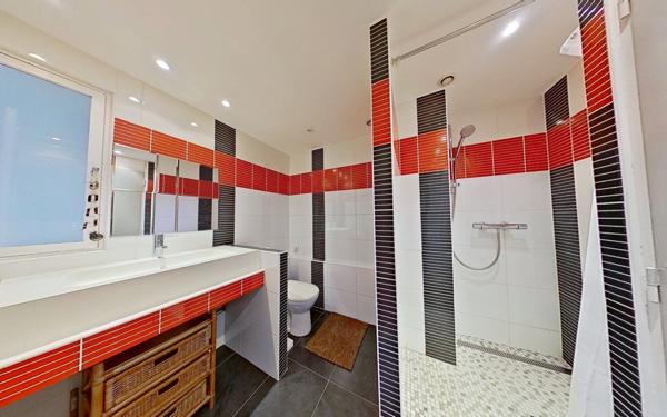 Maison à vendre    5 pièces • 200 m2 Lyon 9