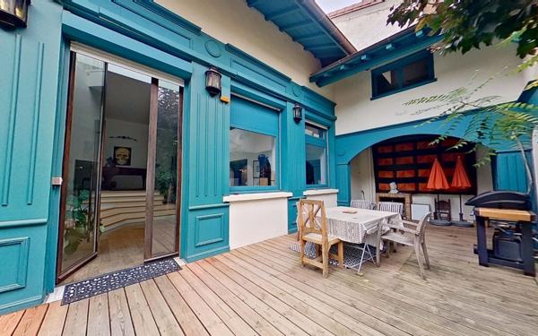 Maison à vendre    5 pièces • 200 m2 Lyon 9