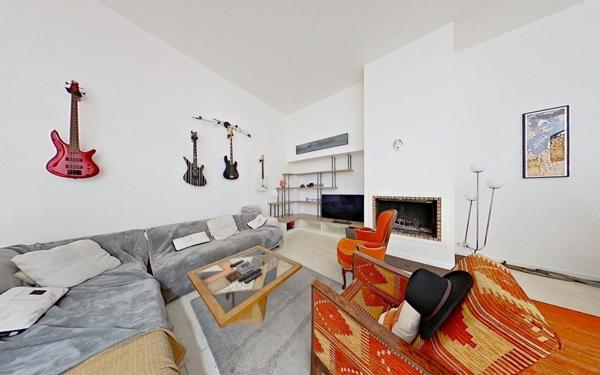 Maison à vendre    5 pièces • 200 m2 Lyon 9