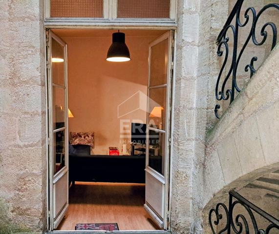 Appartement 22m2 Bordeaux centre avec balcon et cave
