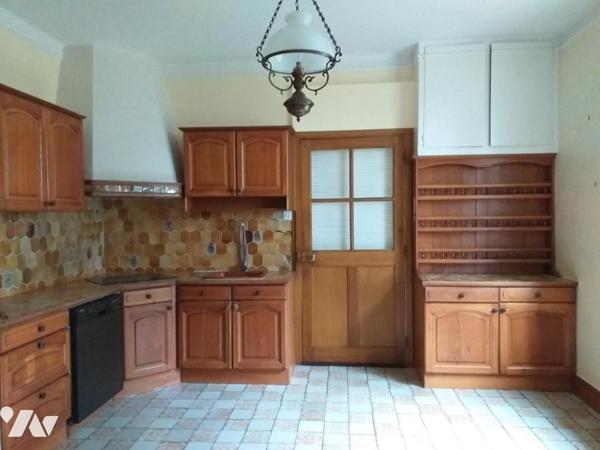 QUIMPER rte de Concarneau 6maison années 30 sur terrain de 2099m²