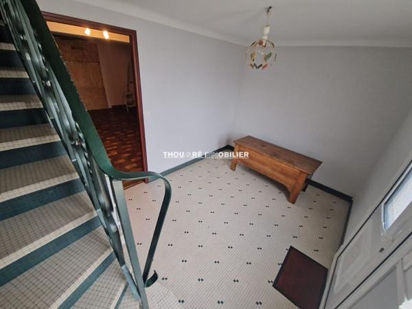 44980 SAINTE LUCE SUR LOIRE Maison Sainte Luce Sur Loire 6 pièce(s) 123 m2 ultra centre sur belle parcelle 640 m²