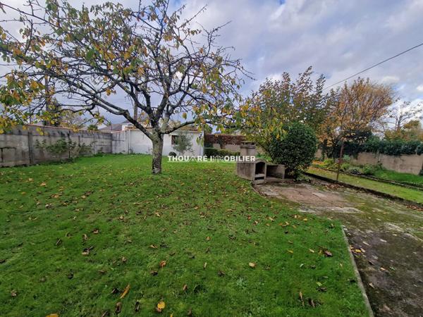 44980 SAINTE LUCE SUR LOIRE Maison Sainte Luce Sur Loire 6 pièce(s) 123 m2 ultra centre sur belle parcelle 640 m²