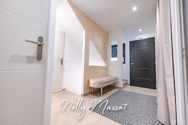 Maison à vendre 5 pièces GRESY SUR AIX (73), avec piscine