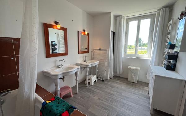 Maison à vendre    5 pièces •  Cassen