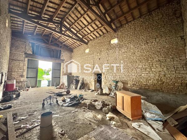 BÂTISSE EN PIERRE A RÉNOVER A NIORT ACCES SEVRE