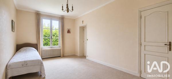 Maison à vendre 9 pièces 239,17 m² Auvers-sur-Oise