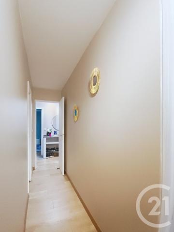 Appartement F4 à vendre  4 pièces - 88,04 m2 ST DENIS - 93