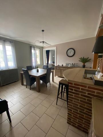 GRANDE MAISON DE FAMILLE YVETOT HYPERCENTRE