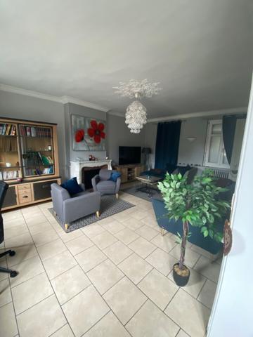 GRANDE MAISON DE FAMILLE YVETOT HYPERCENTRE