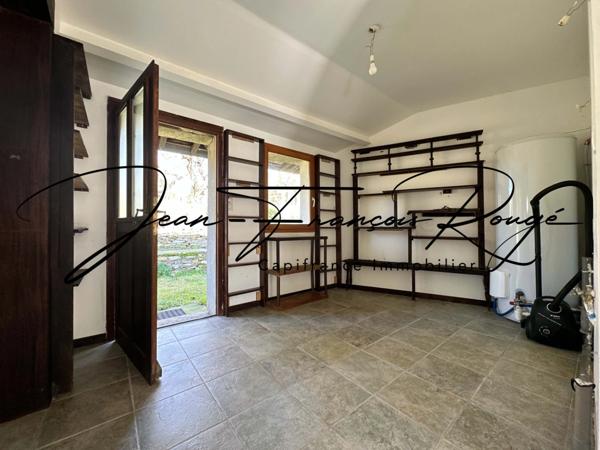 Agon-Coutainville, proche du havre et à deux kilomètres de la plage, maison en pierres de 160 m² !