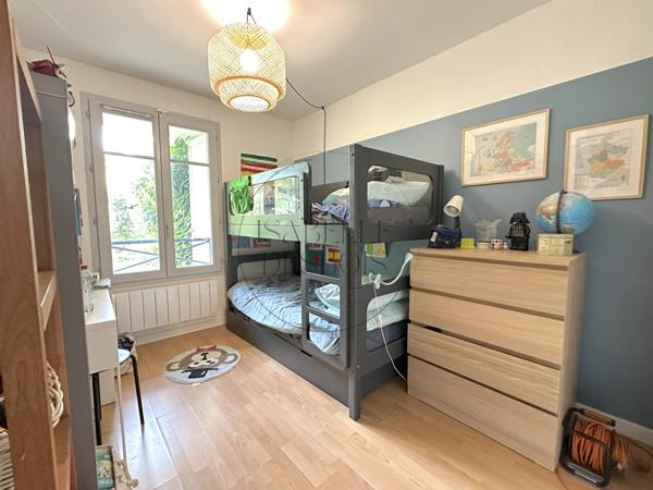 Chambourcy (78240) Appartement familial avec jardin à Chambourcy, un véritable compromis entre maison et appartement