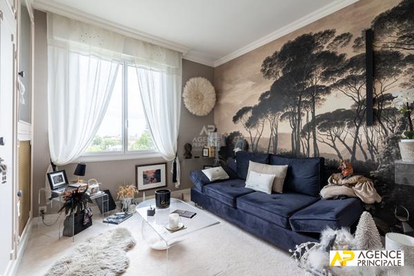 Appartement 4 pièce(s) 95 m2 530 000 € **  - Référence  4748