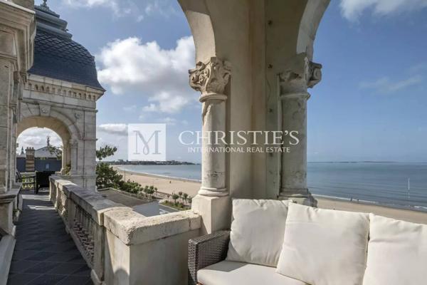 Exceptionnel appartement avec vue mer à Royan