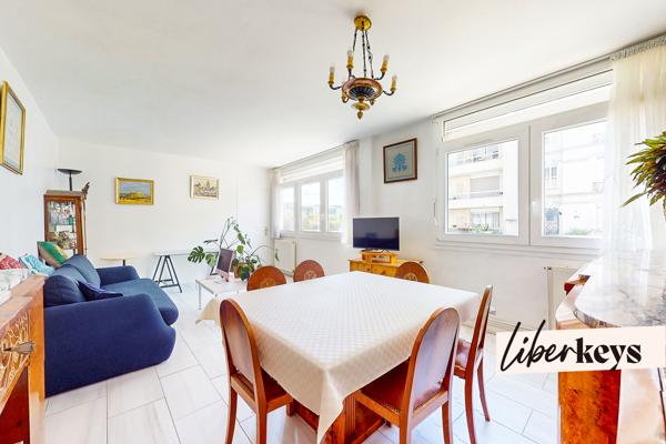Courbevoie – Lumineux 4 pièces de 90 m² – 3 chambres et parking