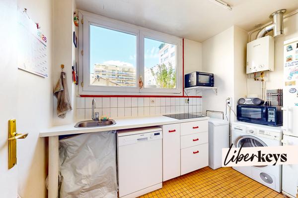 Courbevoie – Lumineux 4 pièces de 90 m² – 3 chambres et parking