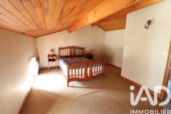 Maison à vendre 8 pièces 137 m² Montguyon