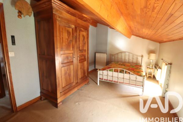 Maison à vendre 8 pièces 137 m² Montguyon