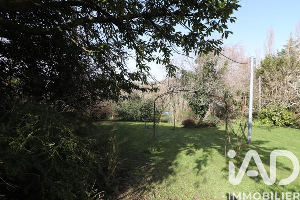 Maison à vendre 8 pièces 137 m² Montguyon