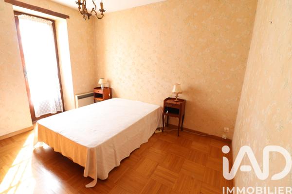 Maison à vendre 8 pièces 137 m² Montguyon