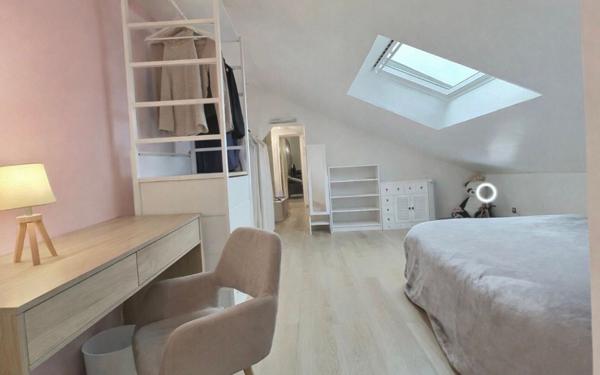 Maison à vendre    4 pièces •  La Ville-du-Bois